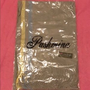 NIB pashmina scarf